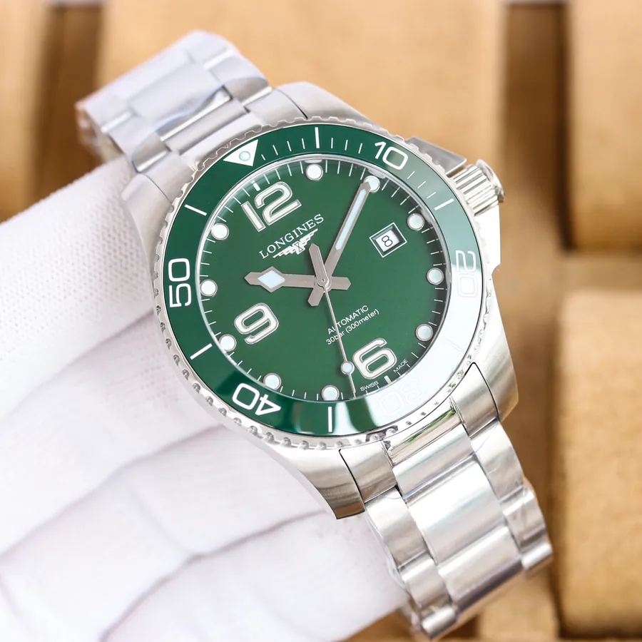 Longines康卡斯水中霸主 43mm尺寸 优雅腕表