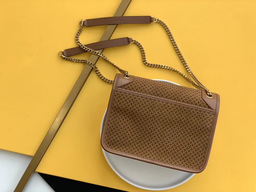 P680 Niki Family New Edition Bucket Bag with Grained Calfskin