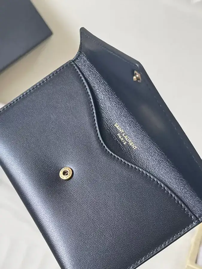 Lou Lou Large Handbag with Grained Calfskin