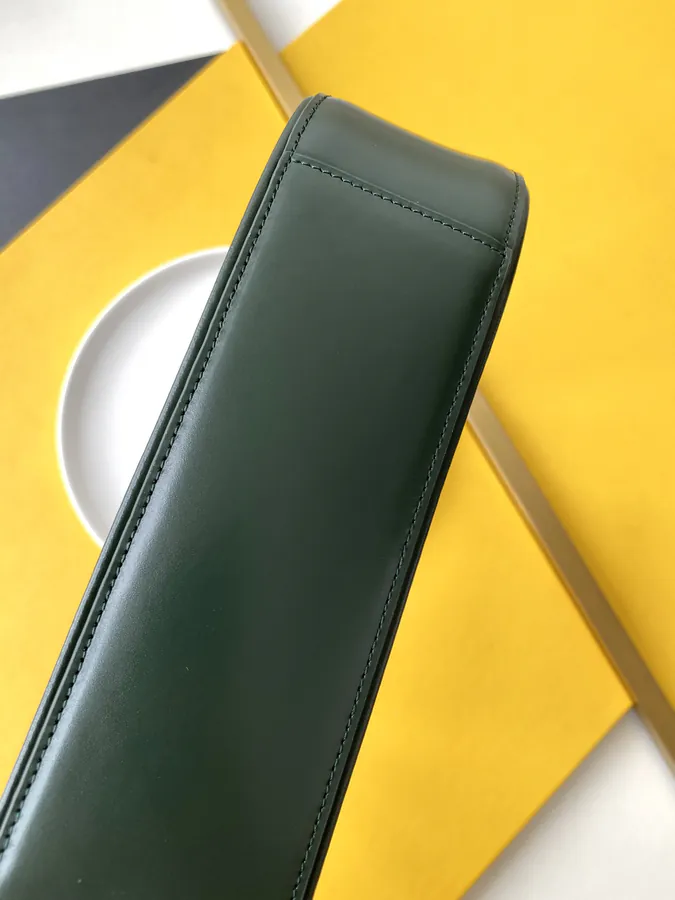 YSL Saint Laurent腋下包 2021春夏新款