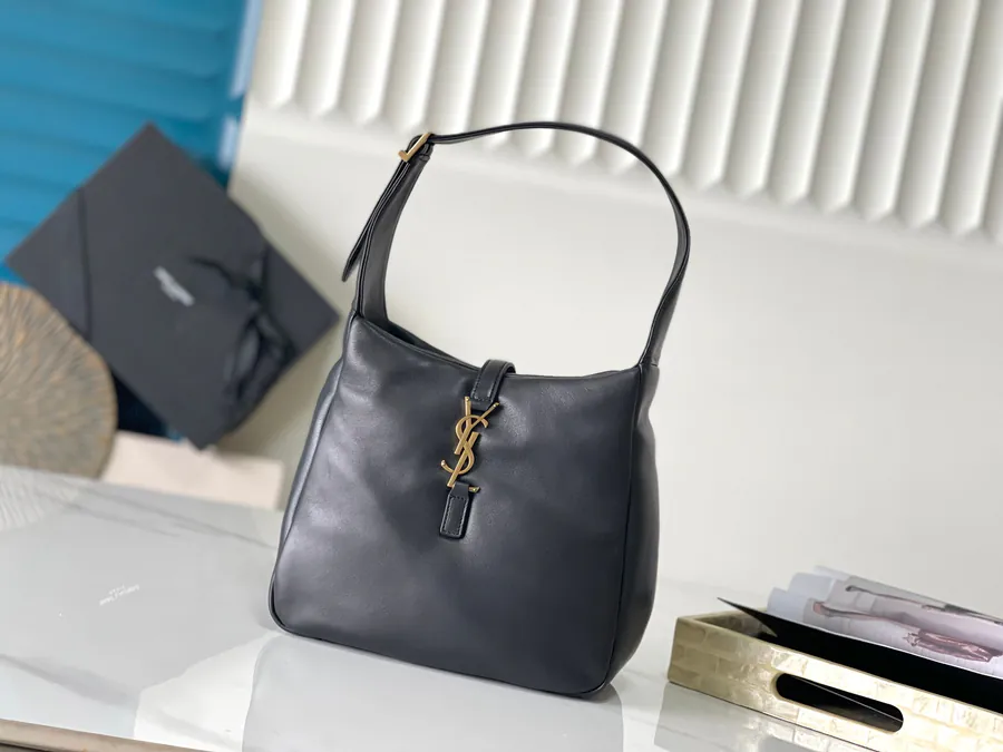 Y Brand Bubble Bag with 5 A7 Handle