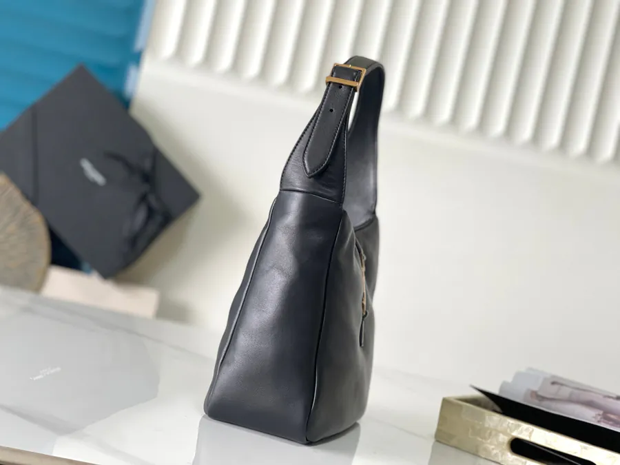 Y Brand Bubble Bag with 5 A7 Handle