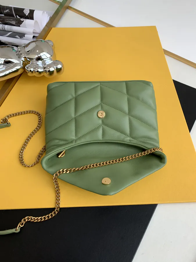 LOULOU PUFFER Small Space绗缝 Bag Grained Calfskin