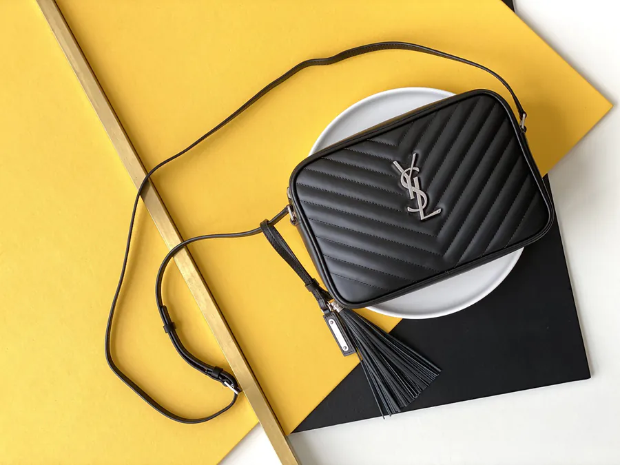 LOU绗缝真皮相机包 Saint Laurent Single Shoulder Bag