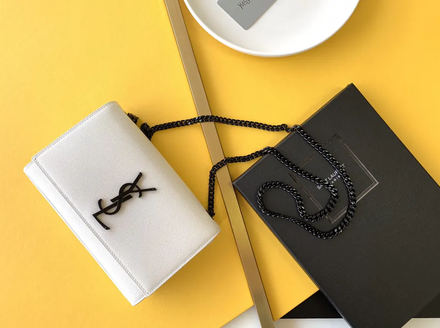 Accessories Visual Reference Sample