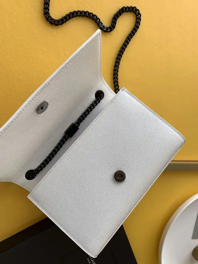 Accessory visual reference image