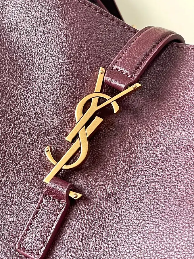 ROSE Autumn New Hobo Bag with Magnetic Box Packaging
