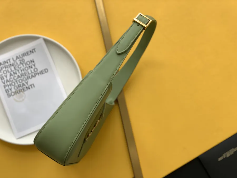 YSL Saint Laurent腋下包 2021春夏新款