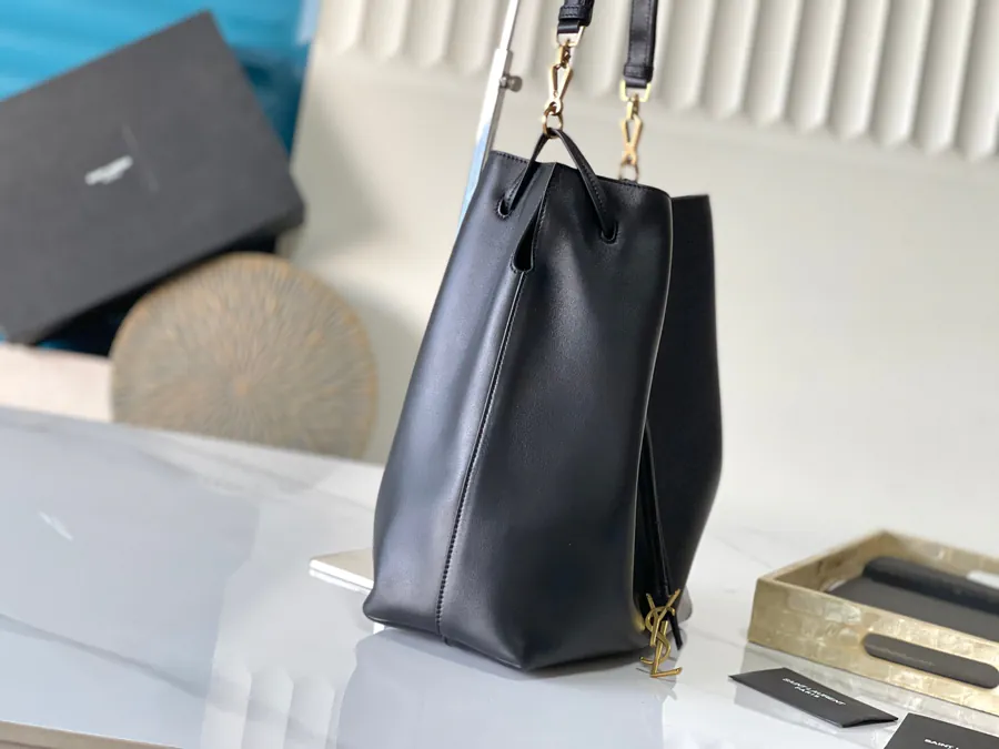 Y Brand Simple Style Bucket Bag with Logo