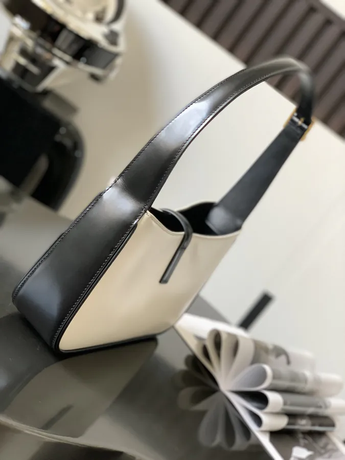 YSL Saint Laurent腋下包