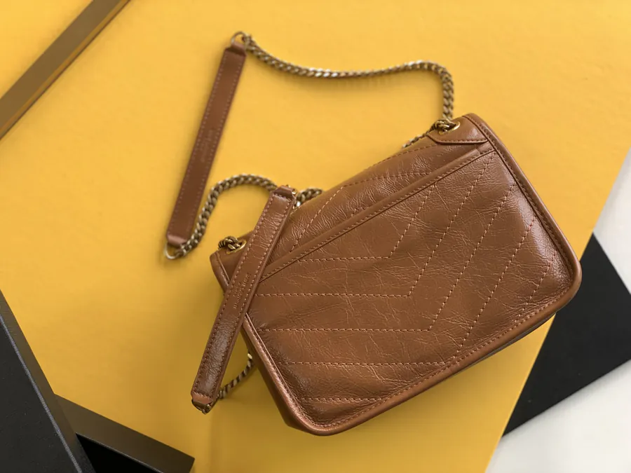 Accessory visual reference image