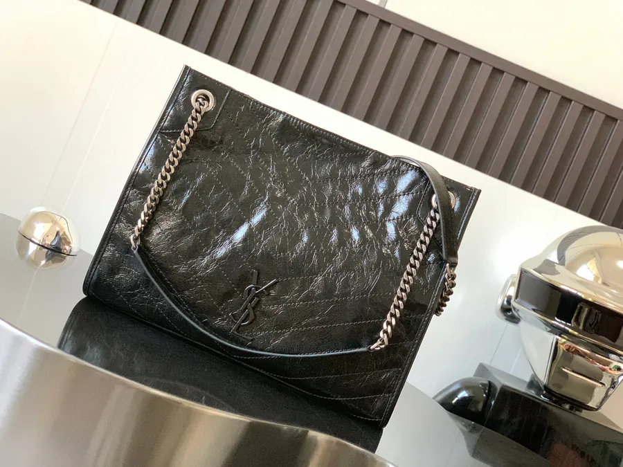 Nikki Shopping Bag Grained Oiled Calfskin