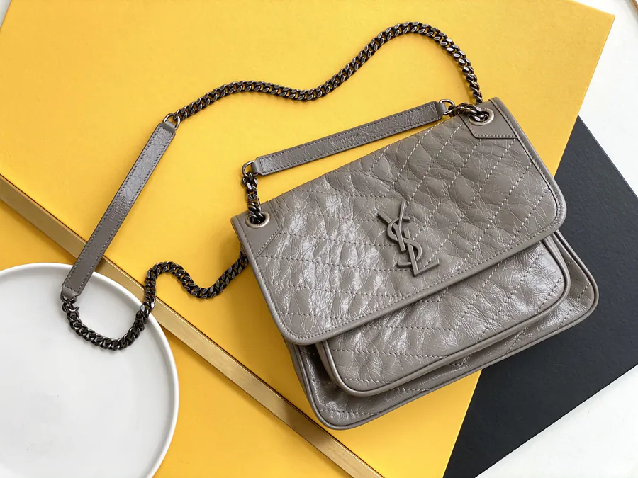 YSL Saint Laurent Premium Original Calfskin Series P720 633158 Light Gray Silver Chain Medium Bag with D Closure