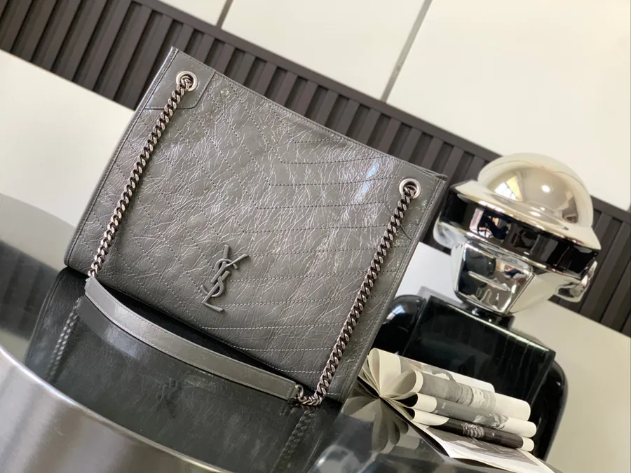 Nikki Shopping Bag Grained Oiled Calfskin