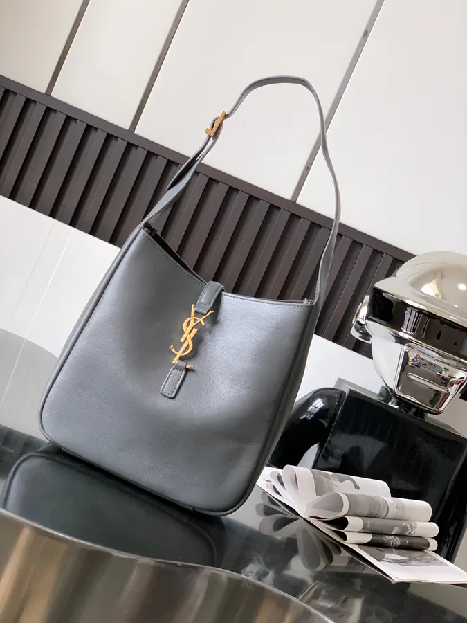 ROSE Autumn Hobo Bag with Magnetic Box Packaging
