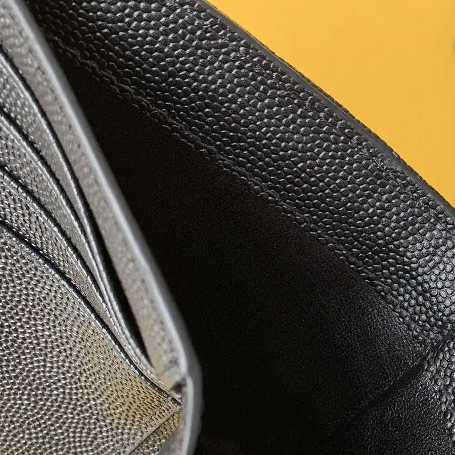YSL Saint Laurent Zero Wallet