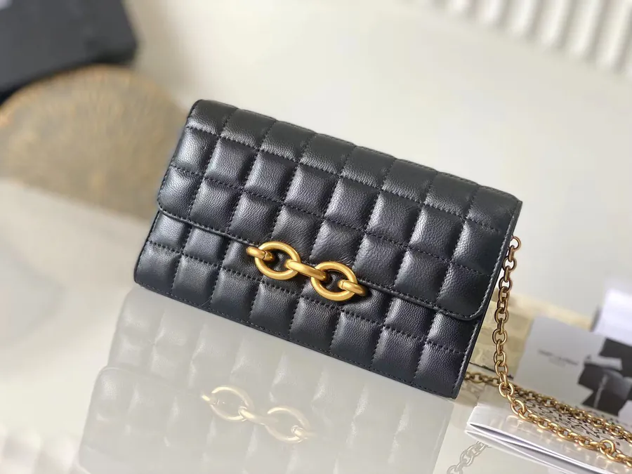 Y Brand New Chain Shoulder Bag Grained Lambskin, Stylish & Versatile