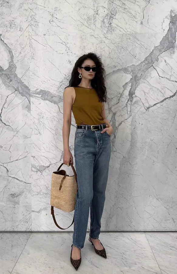 Lafite Grass Bucket Bag