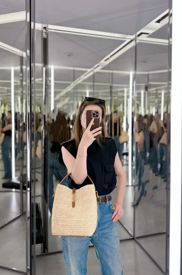 Lafite Grass Bucket Bag