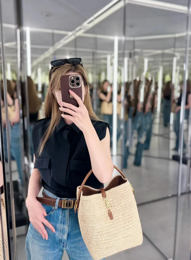 Lafite Grass Bucket Bag
