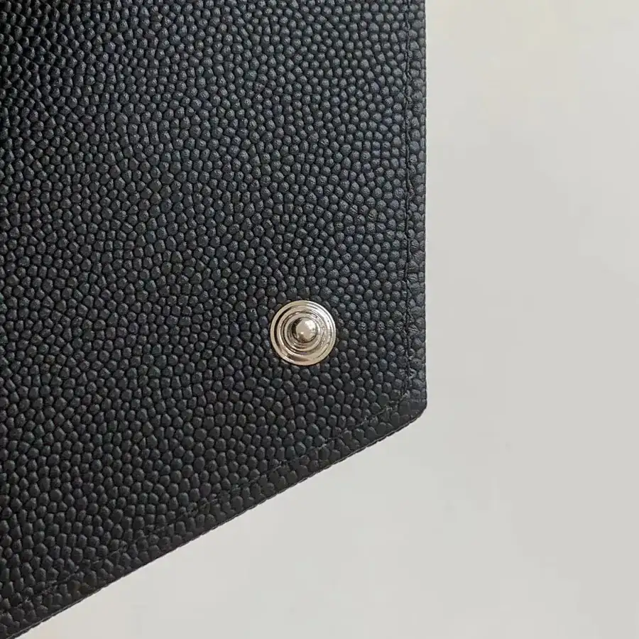 YSL Saint Laurent Premium Wallet Classic Card Holder