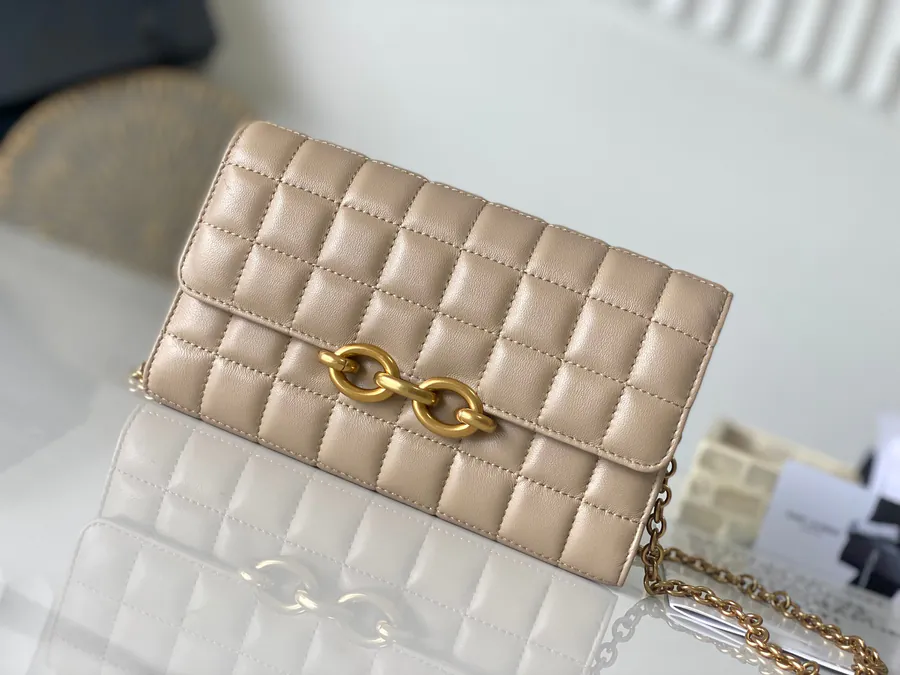 Y Brand New Chain Shoulder Bag Grained Sheepskin, Stylish Design