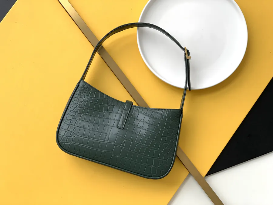 P600 657228 Green Crocodile Skin Crossbody Bag