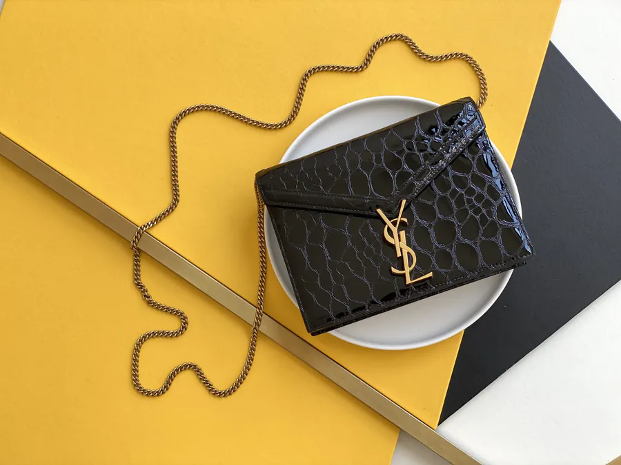 Accessories Visual Reference Sample