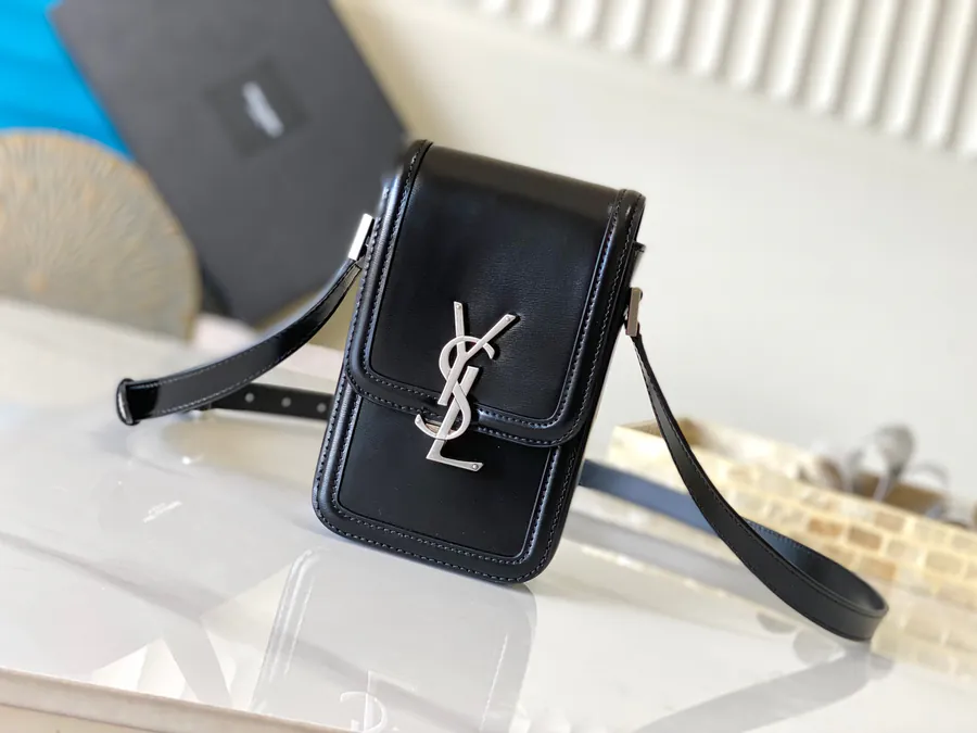 Solferino Box Compact Phone Bag