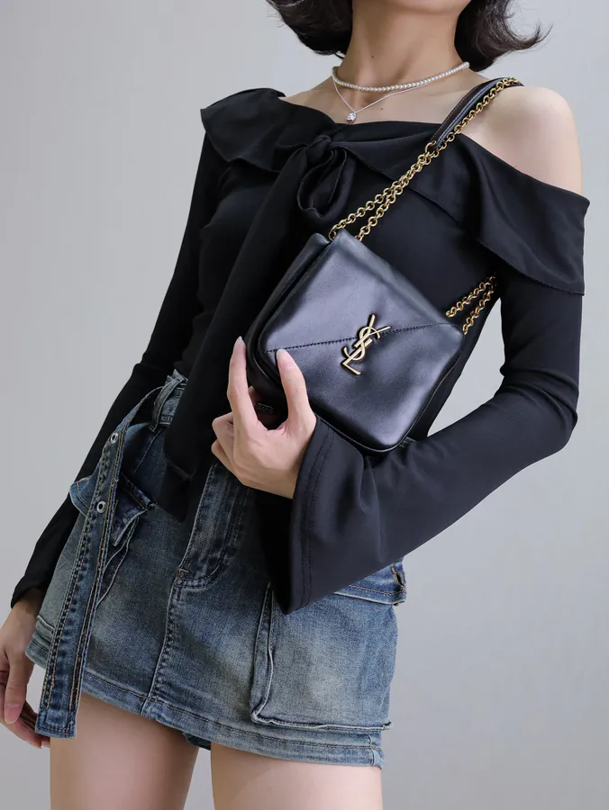 Jamie 4.3 Zero Wallet with Metal Chain