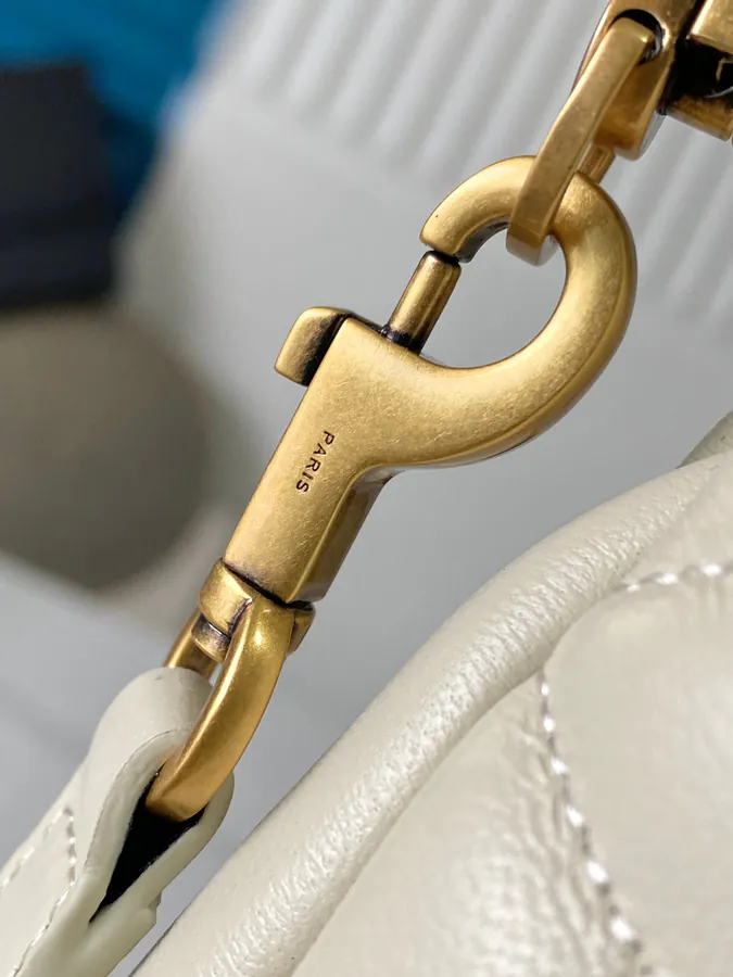 YSL 23 Summer New Grained Leather Metal Clasp Tote